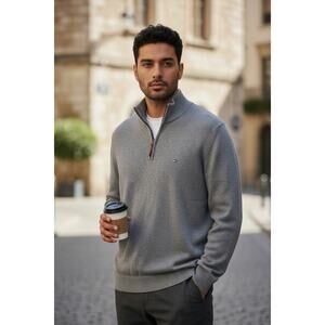 Tommy Hilfiger Men’s XXL Gray Quarter Zip Sweater Classic Logo Cotton